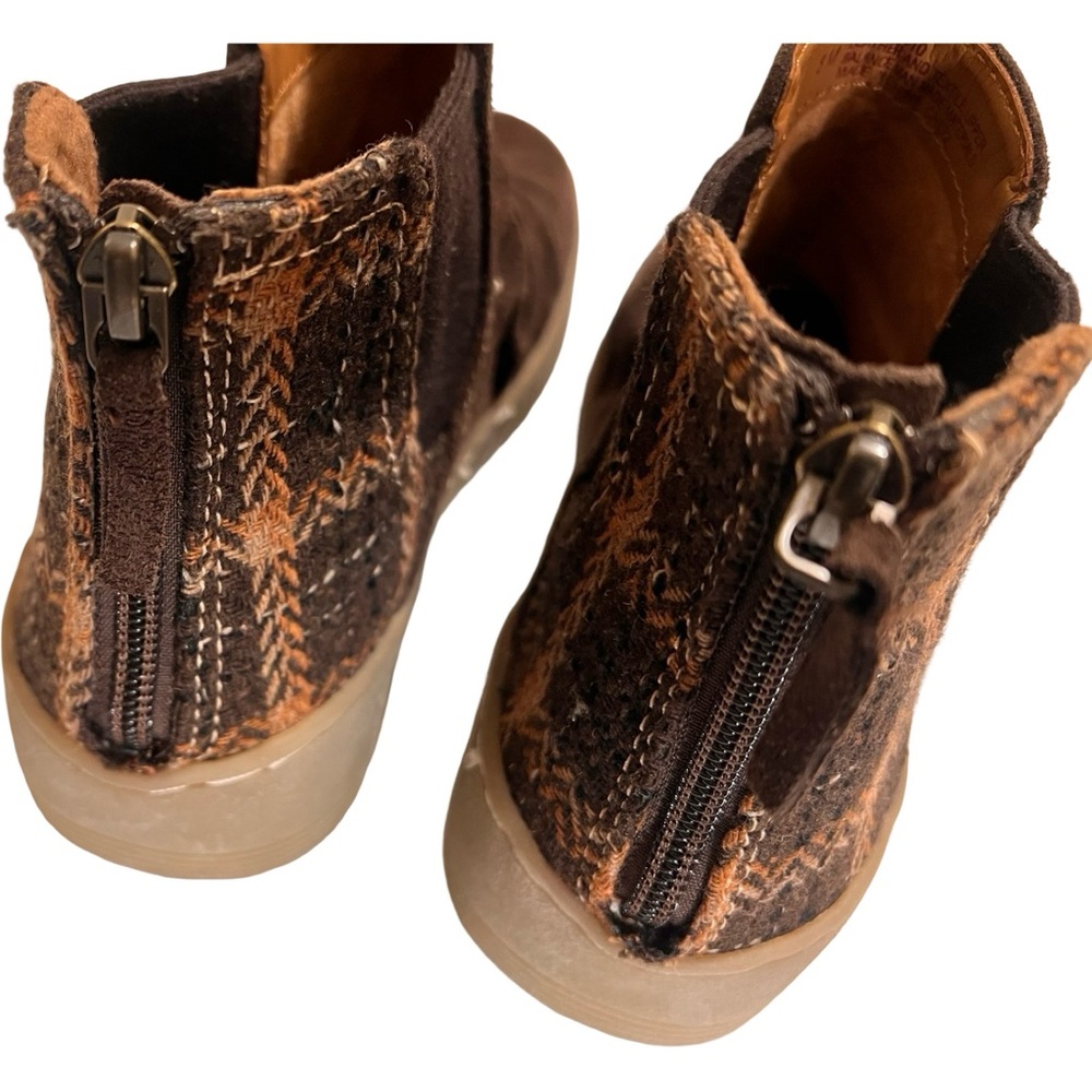 NWOB $139 Comfortiva Align Hollis Sneaker Bootie – Brown Plaid Suede - Picture 9 of 9